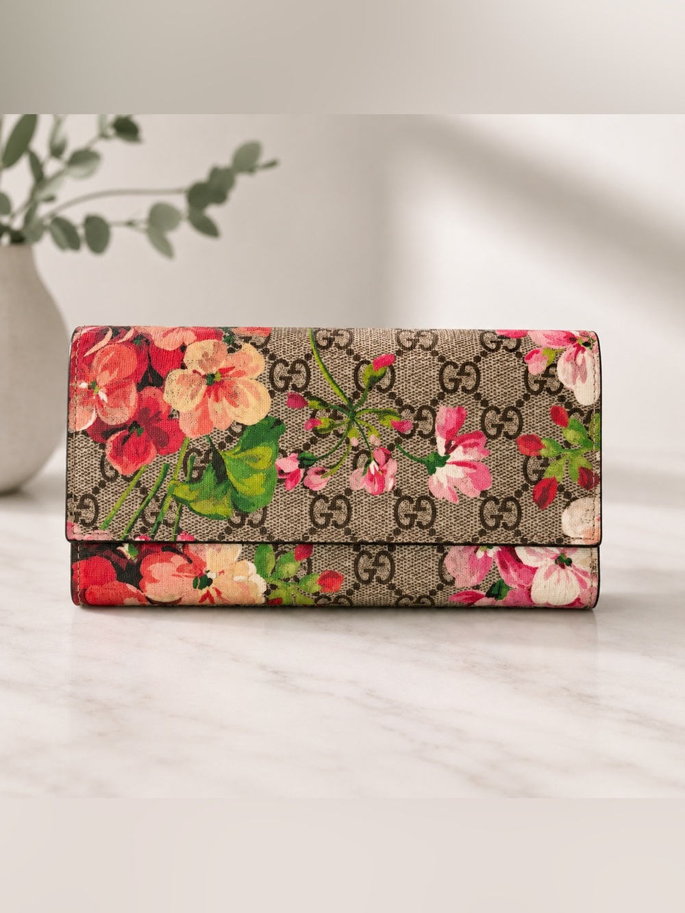 Gucci Floral GG Supreme Continental Wallet - Pink, Green, Beige